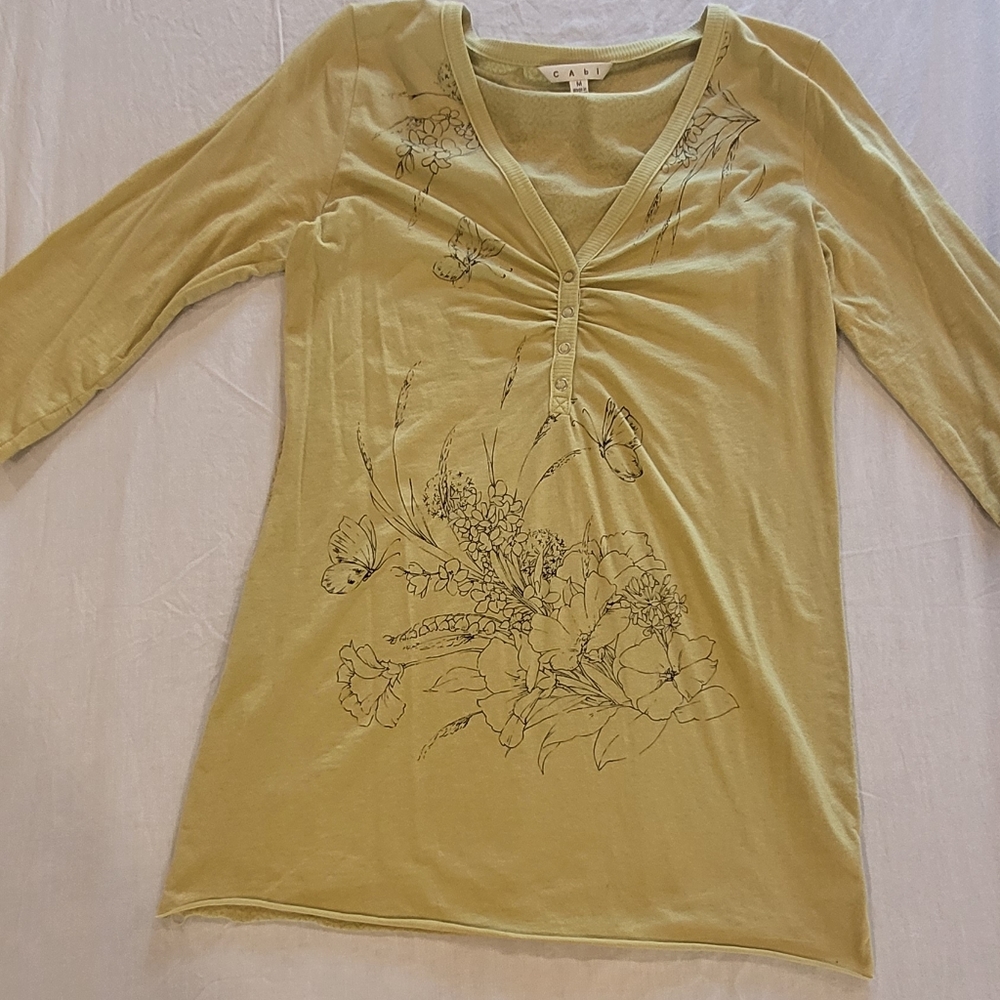 CAbi 3/4 lenth sleeve top.  Medium